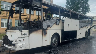 Прокуратура установит, что стало причиной пожара в автобусе на Днепропетровской улице