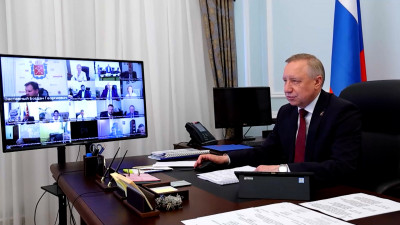 В Смольном обсудили строительство новых промышленных и социальных объектов