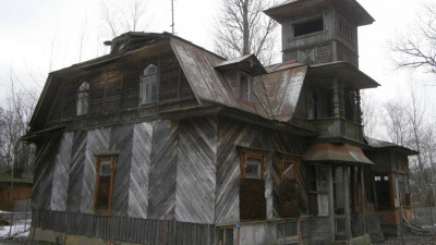 Дачу Маяковского в поселке Левашово отреставрируют до конца следующего года