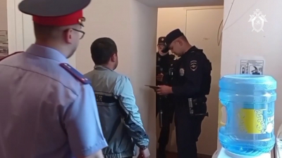 В центре Петербурга следователи и полицейские нашли еще восемь незаконных мигрантов