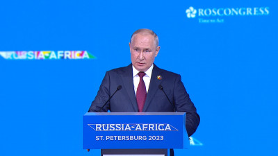 Путин предложил переходить в расчетах со странами Африки на национальные валюты