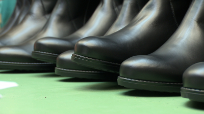 Помощь государства позволила петербургским обувщикам пережить сложные времена без потерь