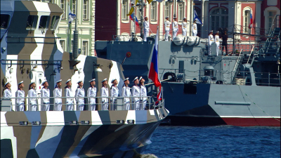 Как это было: в Петербурге прошел Главный военно-морской парад России