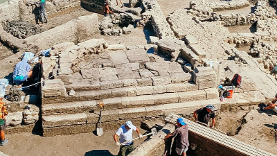 Петербургские археологи нашли уникальный памятник античного времени