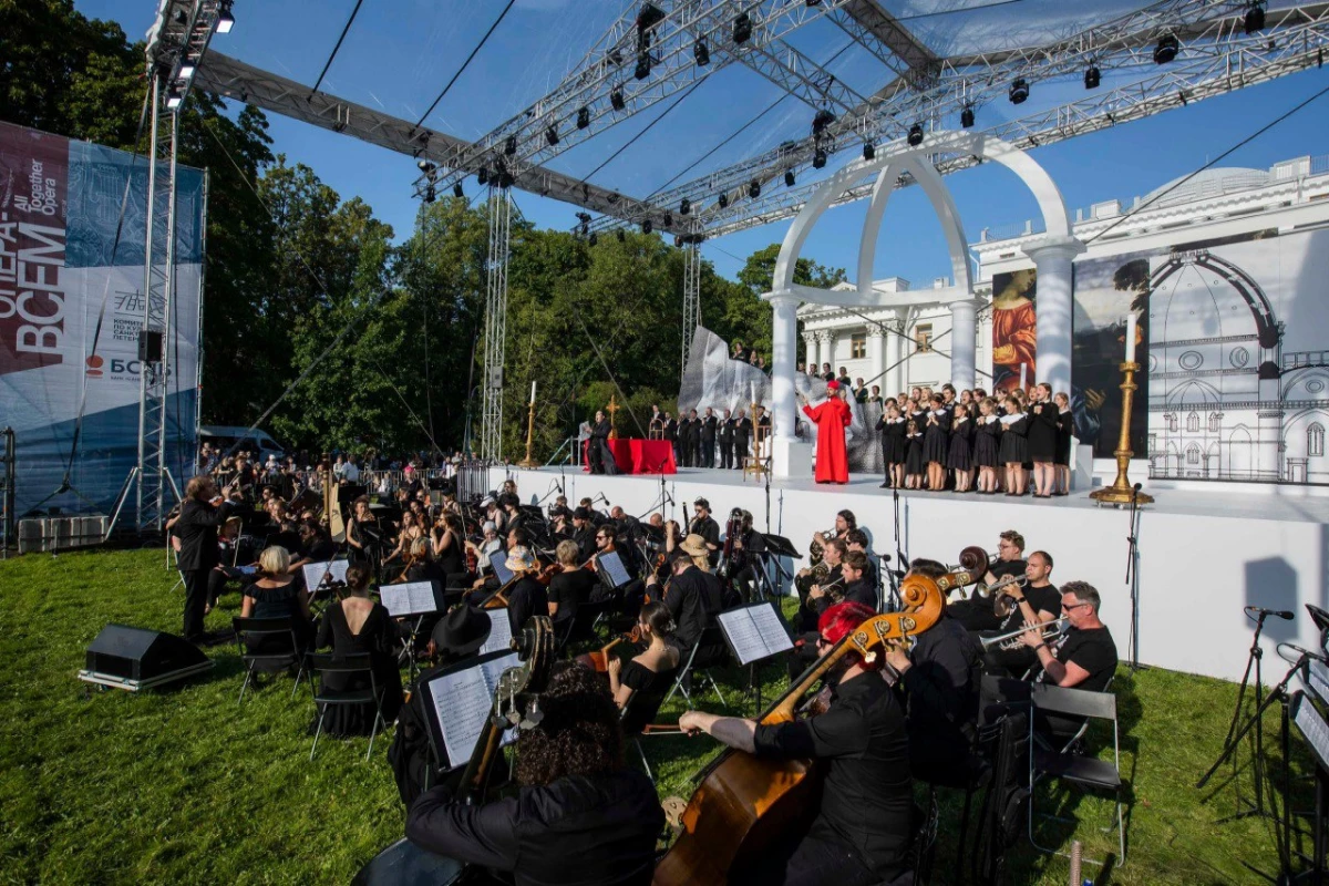 Новый рекорд: 55 тысяч человек посетили фестиваль «Опера — всем» - tvspb.ru