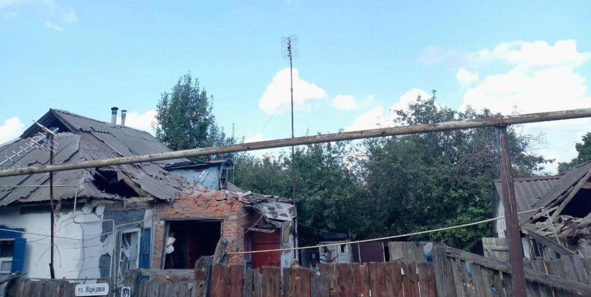 В Белгородской области снаряд из миномета при обстреле ВСУ попал в жилой дом - tvspb.ru