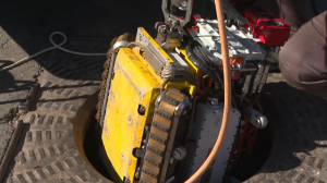 Вкалывают роботы: как проходит проверка труб при испытаниях тепловых сетей