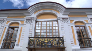 Место для уединения: в Петергофе после двухлетней реставрации открылся павильон «Эрмитаж»