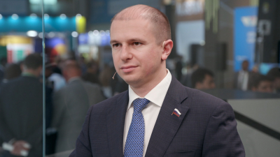 Депутат Романов назвал решение Путина об участии в выборах признаком согласия внутри России