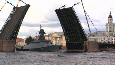 Владимир Путин подписал указ о проведении в Петербурге военно-морского парада в честь Дня ВМФ