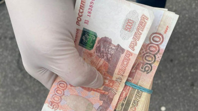 В России предложили сажать в тюрьму за мелкие взятки до 10 тысяч рублей