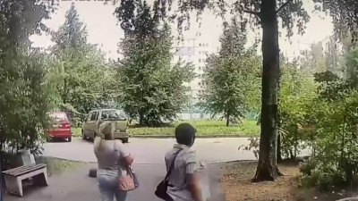 Представительниц кочевого народа задержали за серию краж у пенсионеров в Петербурге