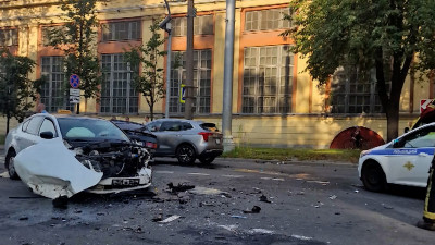 Три человека пострадали в ДТП на проспекте Металлистов