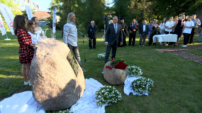 В Петербурге увековечат память летчиков-героев, которые посадили самолет на Неву