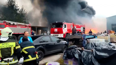 В Раменском полностью потушили пожар на складе
