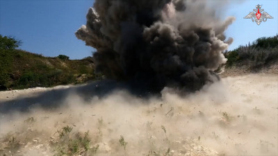 Минобороны РФ показало кадры работы саперов на СВО