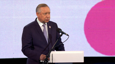 Александр Беглов: 1 сентября в учебные заведения Петербурга пойдут 1 миллион детей
