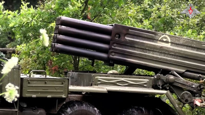 Артиллеристы ЦВО обрушили «огненный дождь» на позиции противника