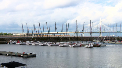 На Петровской косе в яхт-клубе прошли обыски после крушения катера в Финском заливе