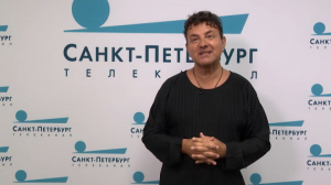 Полежать на иголках и выбрать ногу, с которой встать: секреты хорошего утра от заслуженного артиста России Сергея Рогожина