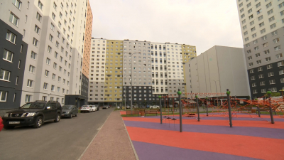 Правительство Петербурга предоставит более 2 тысяч квартир очередникам в 2023 году