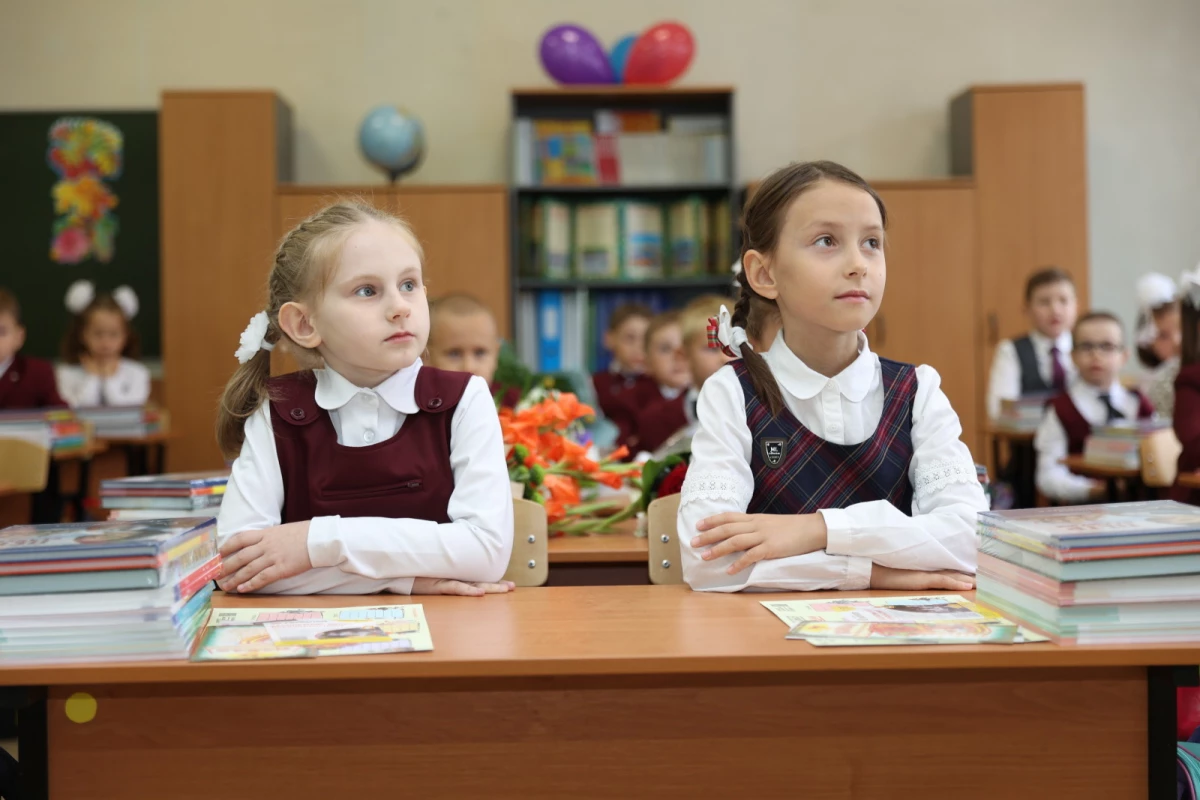 В петербургских школах ответили на жалобы учеников об отсутствии отопления - tvspb.ru