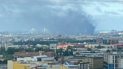 Очевидцы сообщают о пожаре у ЗСД на Васильевском острове