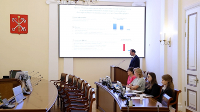 В Смольном обсудили ключевые показатели программы, которая позволяет Петербургу называться «Эффективным регионом»