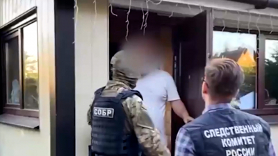 Двух таможенников задержали в Петербурге по делу о взятках