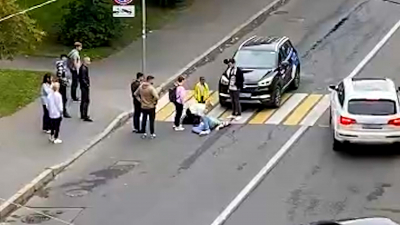 На Красного Курсанта автоледи сбила девушку