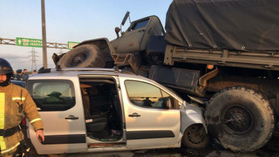 Хинштейн: В ДТП на КАД погибли четверо срочников