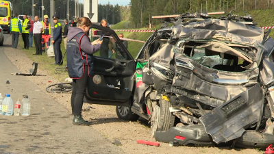 Трех пострадавших в аварии на трассе «Скандинавия» девочек перевели из больницы Ленобласти в стационары Петербурга