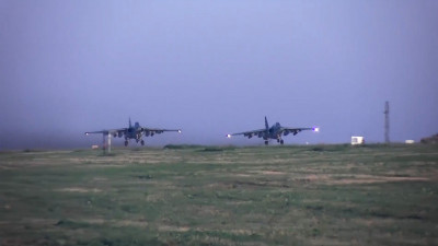 Минобороны РФ показало кадры ракетных ударов Су-25 по объектам ВСУ