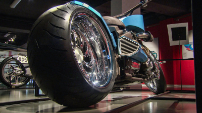 Выставка о байкерской кастом-культуре «Горел асфальт» открылась в Эрарте