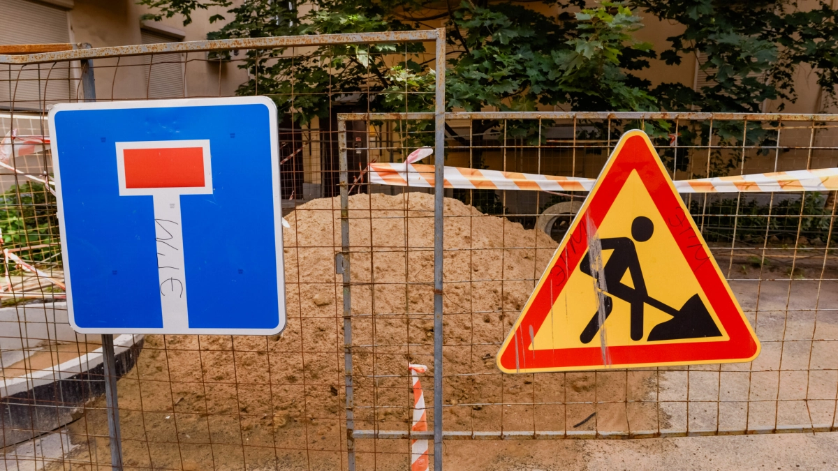 В четырех районах Петербурга ограничат движение транспорта с 25 и 26 мая - tvspb.ru
