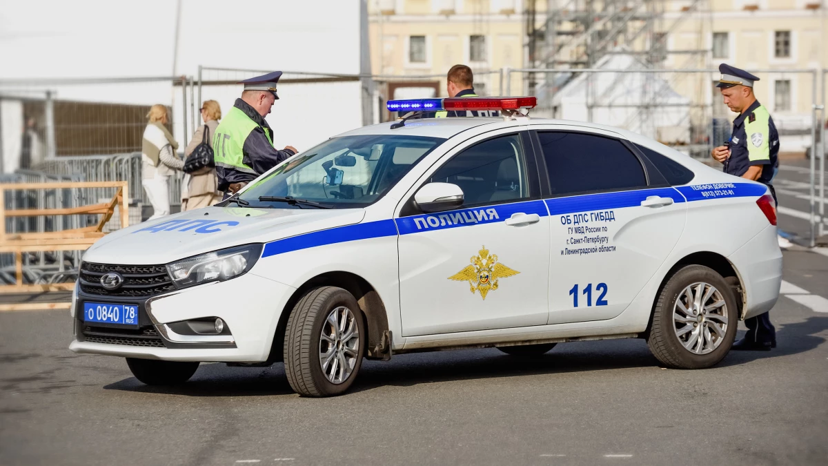 В Колпинском районе изнасиловали 15-летнюю девушку, в Купчино жестоко избили мужчину - tvspb.ru