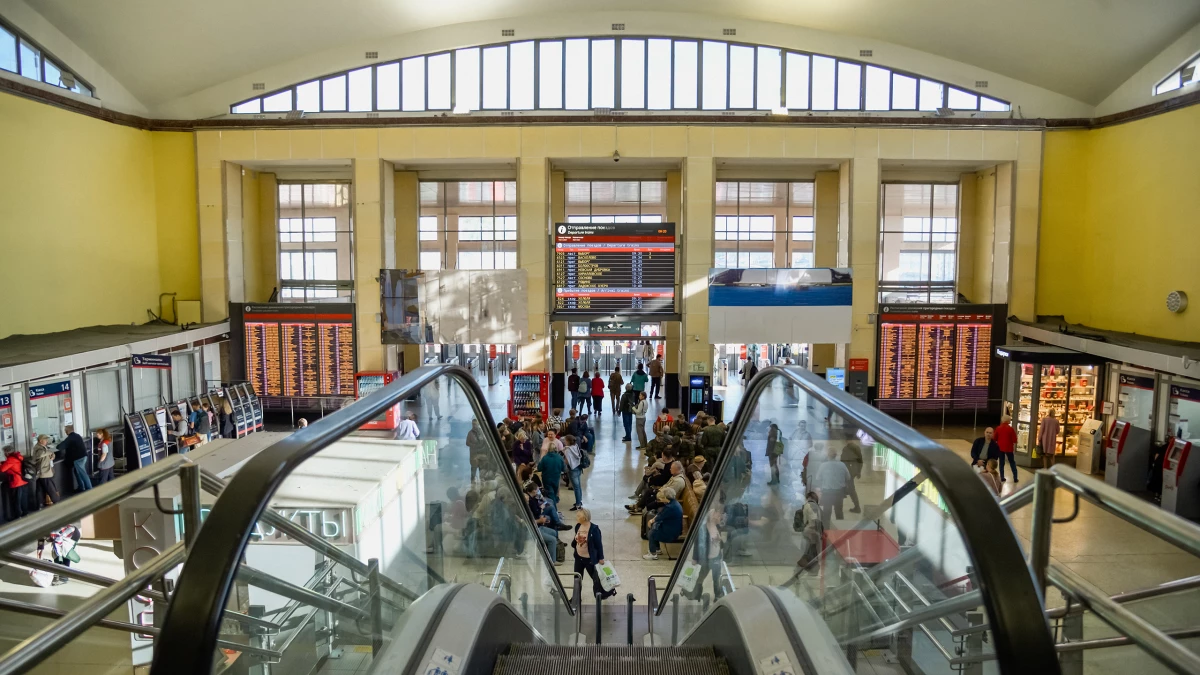 На Финляндском вокзале задержали женщину, находившуюся в федеральном розыске - tvspb.ru