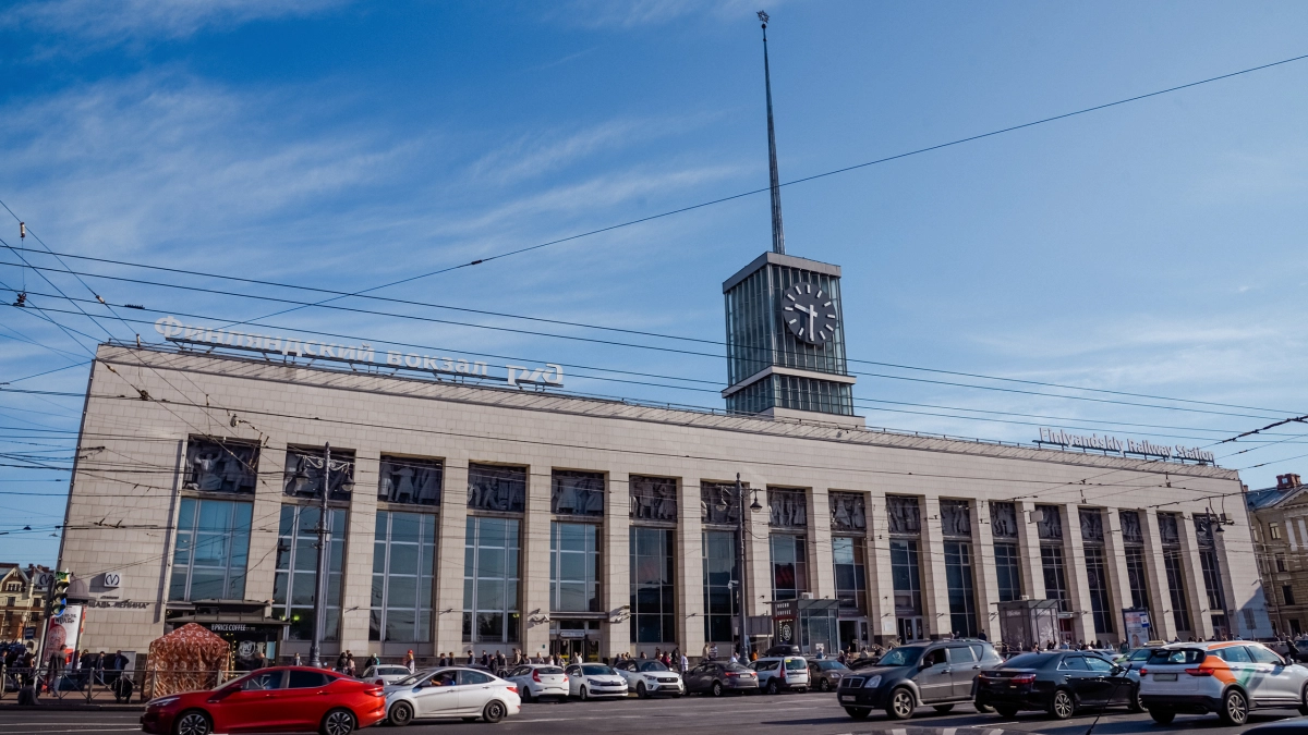 На Финляндском вокзале задержали женщину, находившуюся в федеральном розыске - tvspb.ru