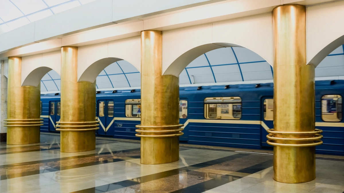 Движение поездов на «фиолетовой» ветке восстановилось - tvspb.ru