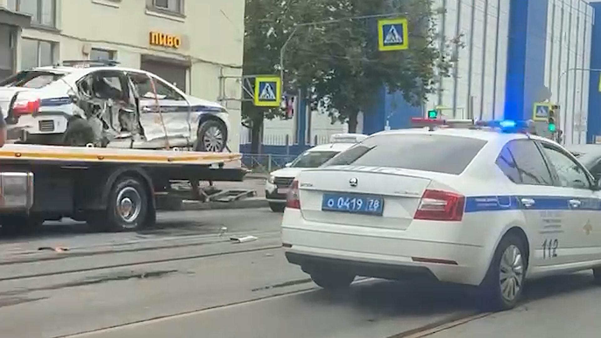 Появилось видео с места ДТП на Лесном проспекте, где пострадали двое  полицейских | Телеканал Санкт-Петербург