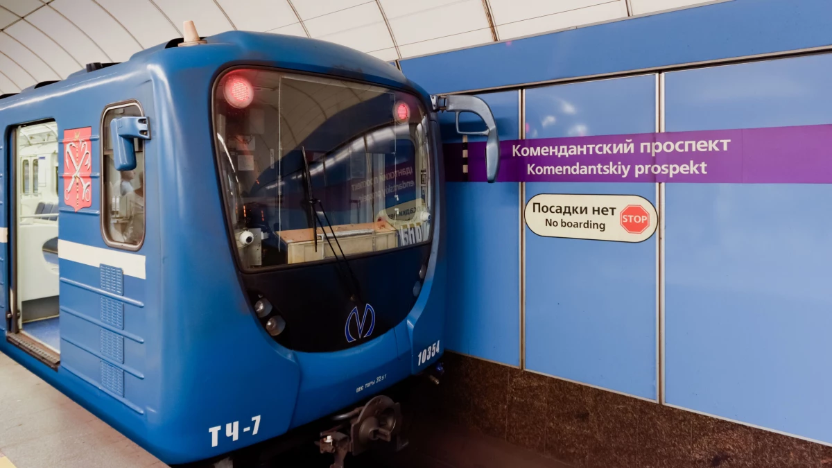 С 28 апреля изменится режим работы вестибюля станции метро «Комендантский проспект» - tvspb.ru
