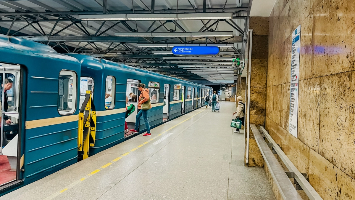 Петербуржцы вновь могут уехать со станции метро «Купчино» - tvspb.ru