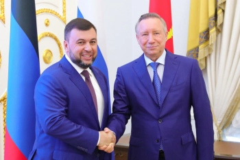 Беглов поздравил жителей ДНР с Днем освобождения Донбасса