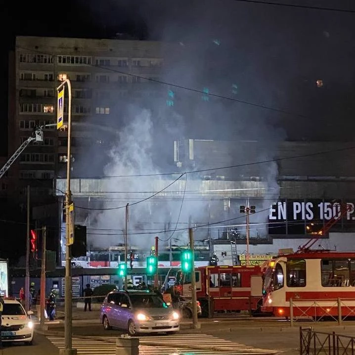 Прокуратура начала проверку по факту пожара на Бухарестской улице - tvspb.ru