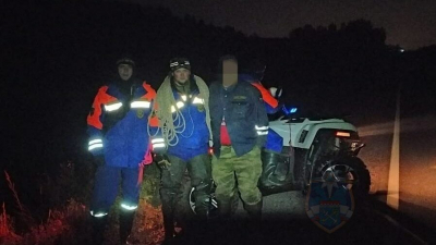 Спасатели помогли пенсионеру найти дорогу из леса под Кировском