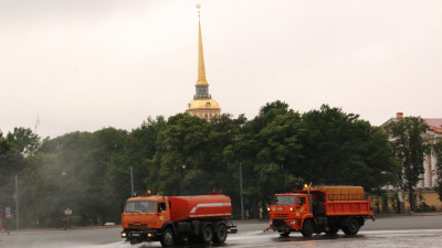 В Петербурге стартовала осенняя генеральная уборка города
