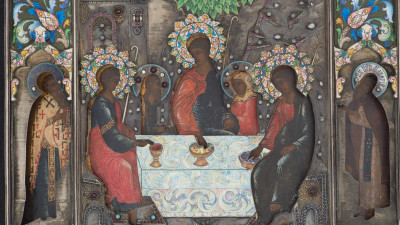 Русские иконы в драгоценных окладах из собраний семьи Карисаловых и Музея Фаберже покажут в Петербурге