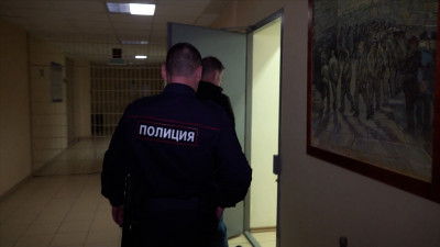 В Петербурге задержали троицу автоворов, похитивших иномарку на улице Стойкости