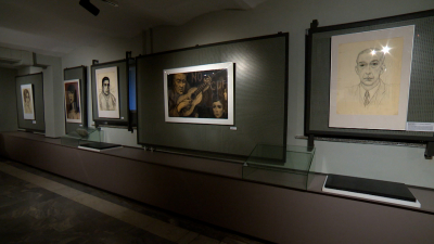 В Музее политической истории России открылась выставка художника Ильи Глазунова