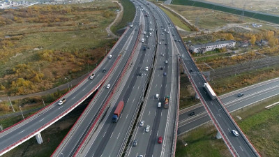 По поручению президента в Петербурге ведется работа по проекту КАД-2